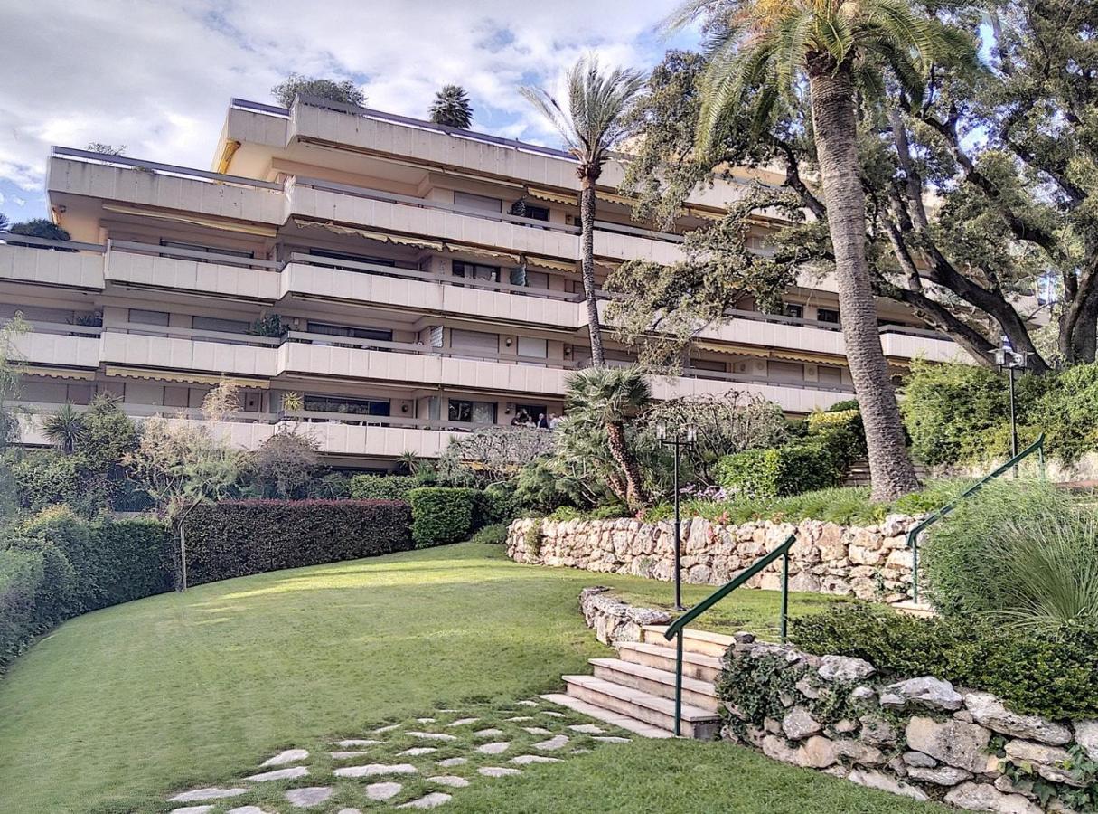 Chateau De La Pinede Juan-les-Pins Exterior foto